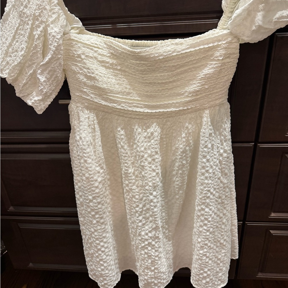 Elegant White Textured Dress